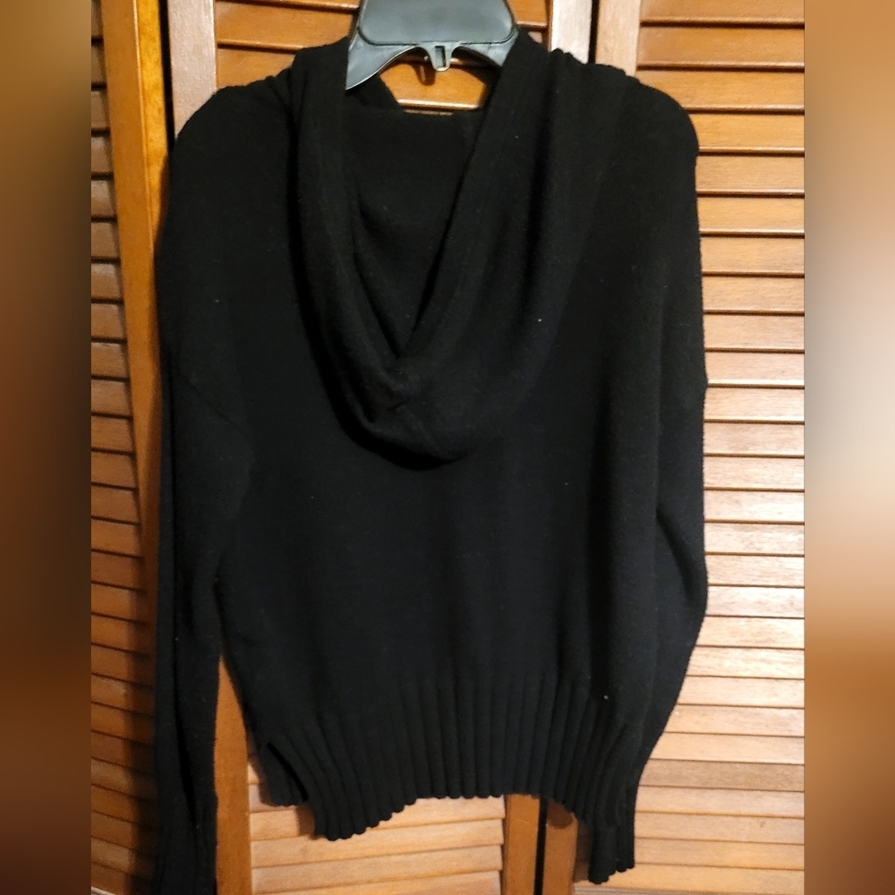 Calvin Klein Woman’s black Side Slits Hoodie Knitted Sweater. Size XS - Picture 9 of 9